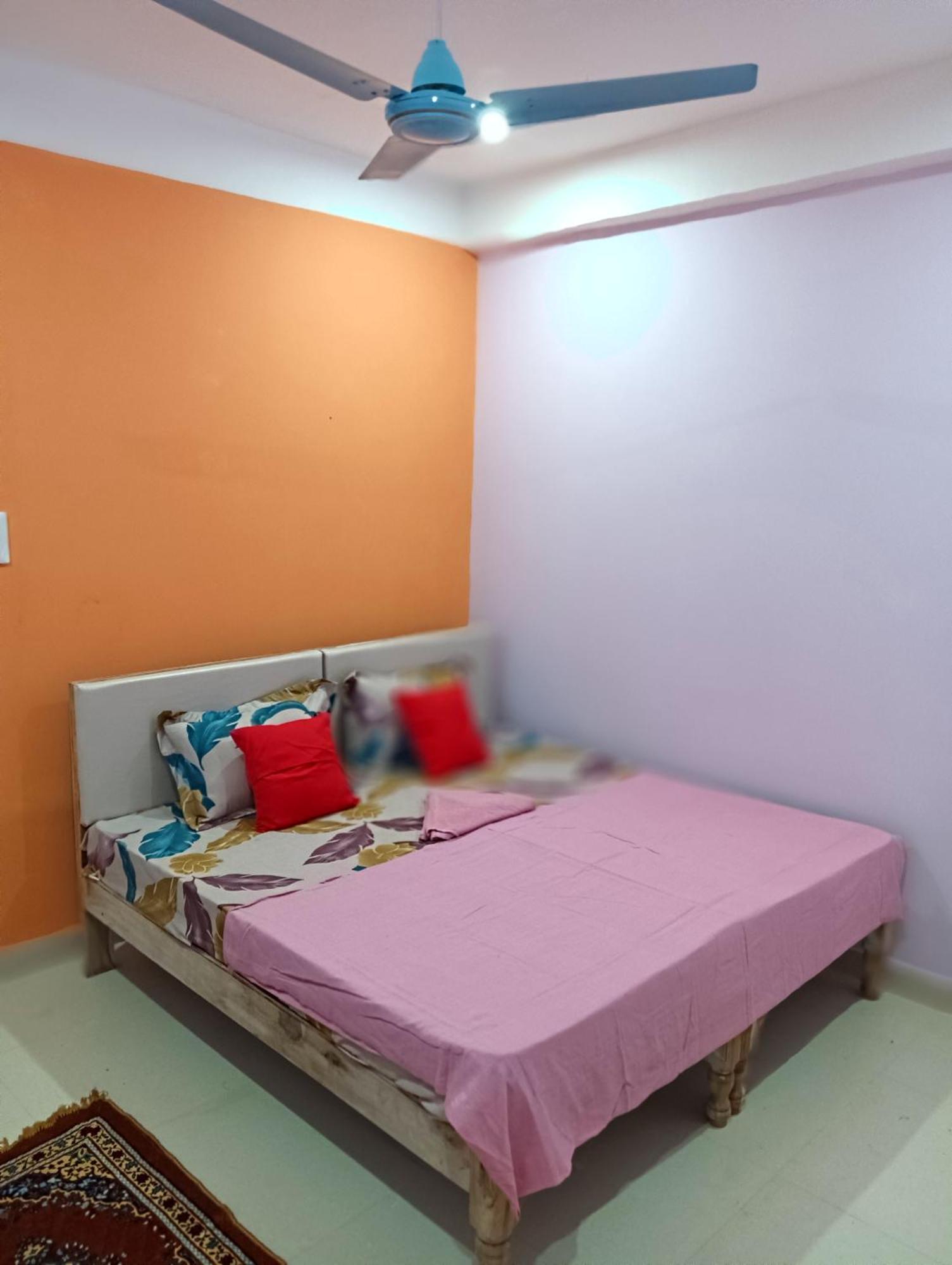 Kedar Guest House Ayodhya Eksteriør bilde